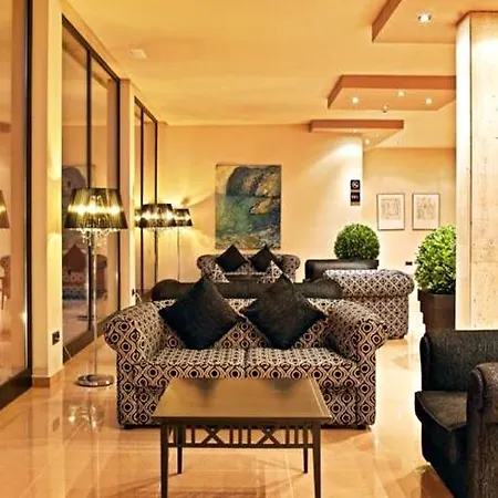 Protur Turo Pins 4* Sup 4* קאלה ראטג'אדה